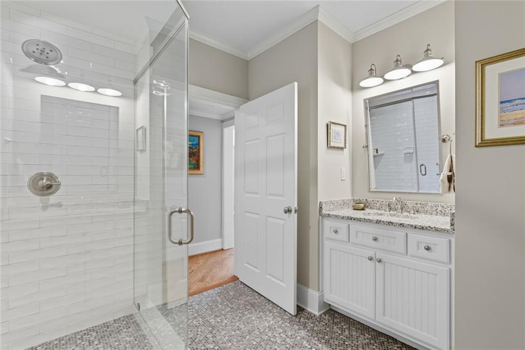 1094 Meadow Bluff Terrace