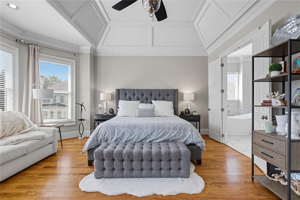 1094 Meadow Bluff Terrace