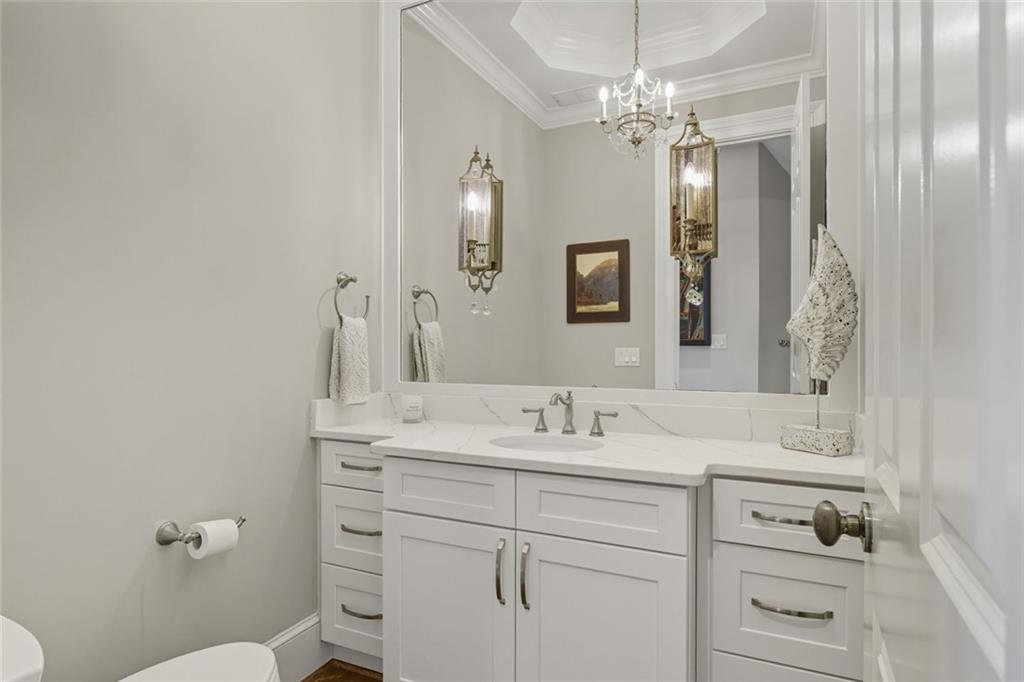 1094 Meadow Bluff Terrace