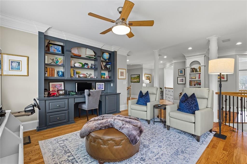 1094 Meadow Bluff Terrace