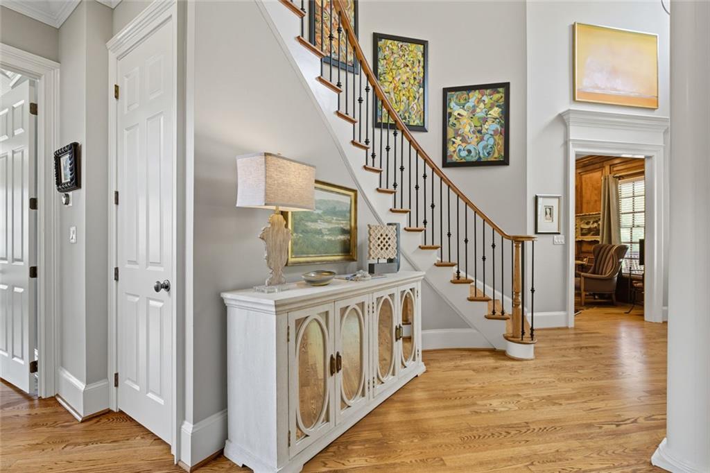 1094 Meadow Bluff Terrace