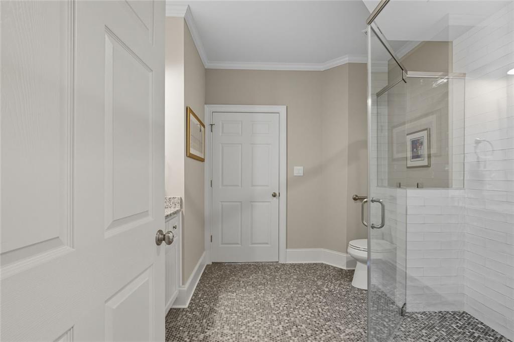 1094 Meadow Bluff Terrace