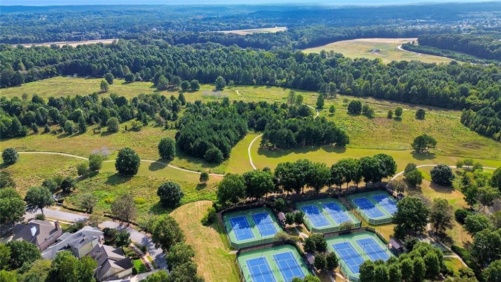 1094 Meadow Bluff Terrace