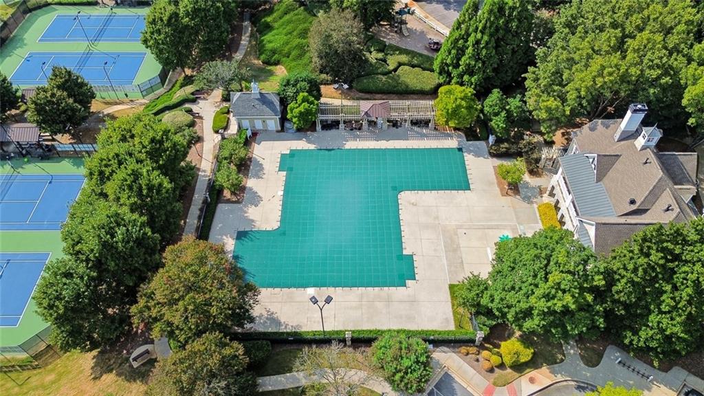 1094 Meadow Bluff Terrace