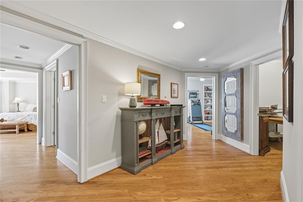 1094 Meadow Bluff Terrace