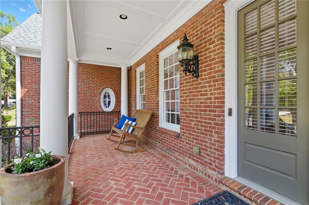 1094 Meadow Bluff Terrace