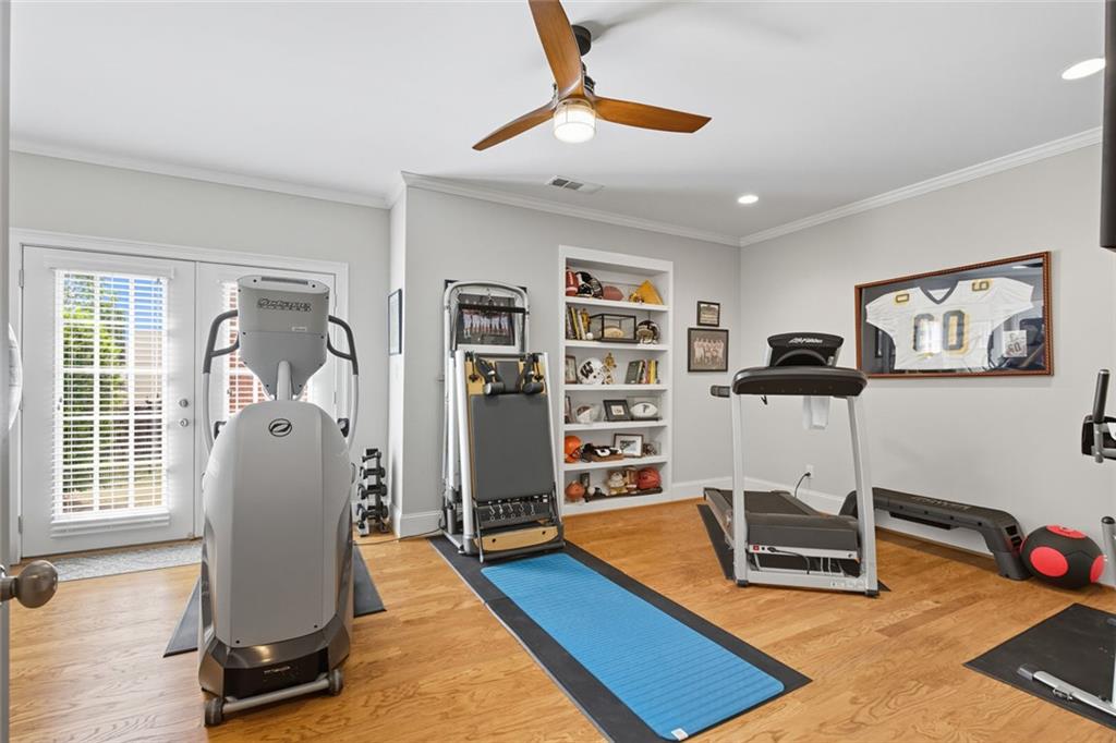 1094 Meadow Bluff Terrace