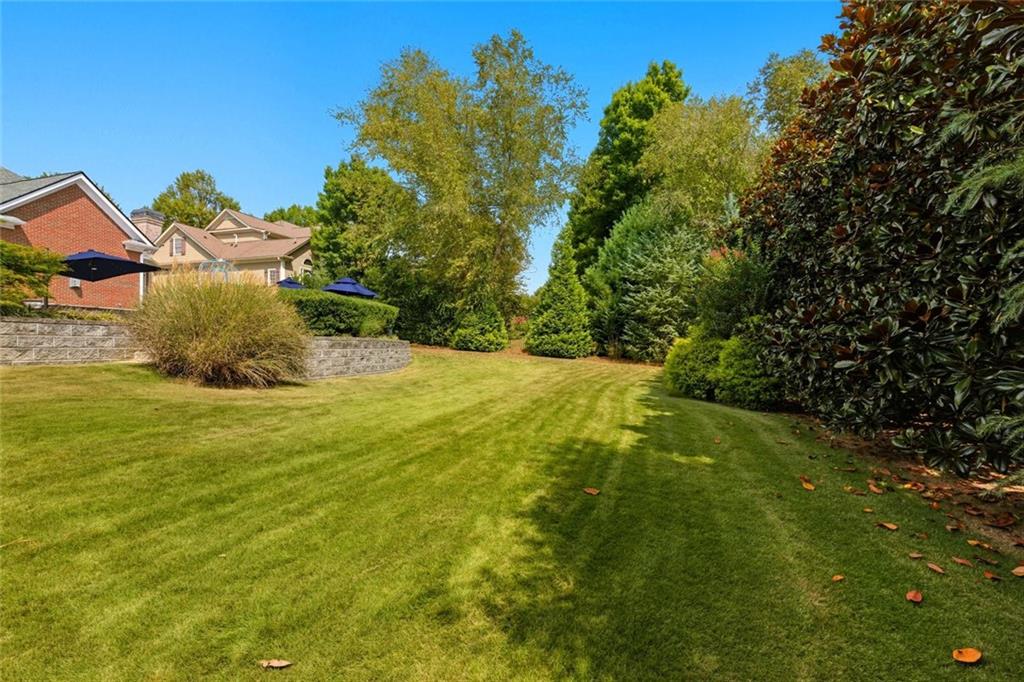 1094 Meadow Bluff Terrace