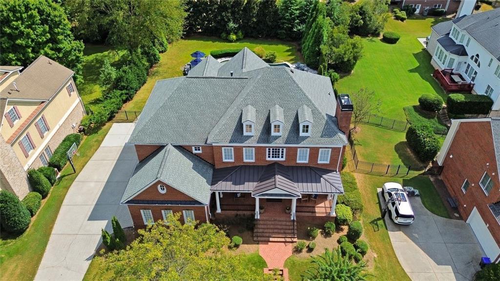 1094 Meadow Bluff Terrace