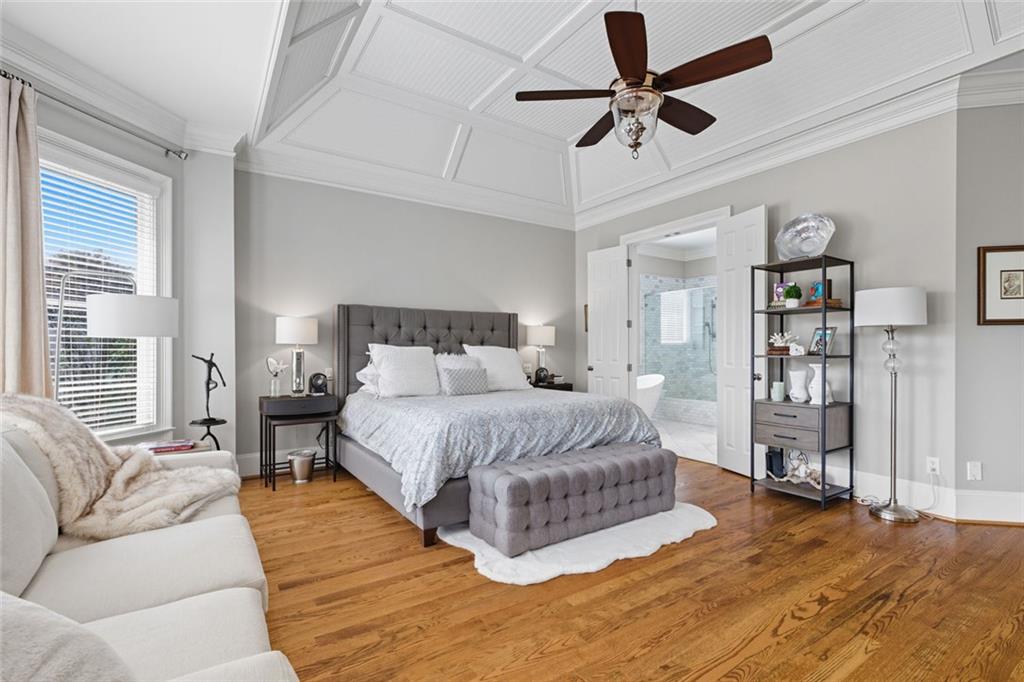 1094 Meadow Bluff Terrace