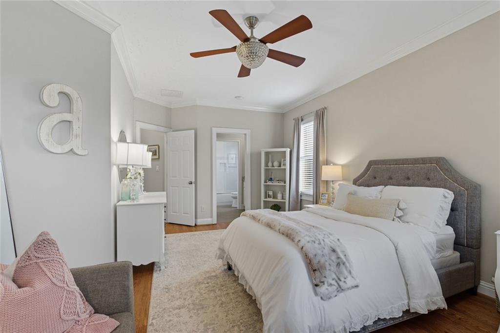 1094 Meadow Bluff Terrace