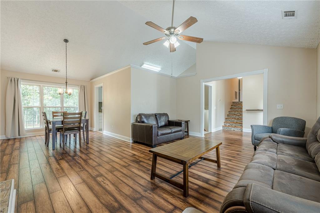 391 Pinewood Place