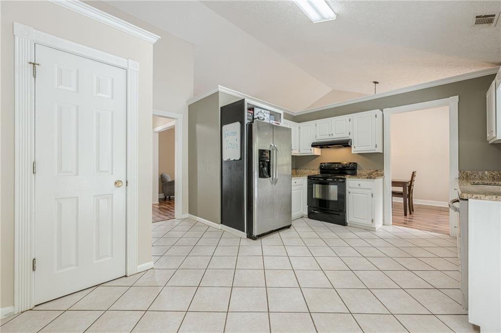 391 Pinewood Place