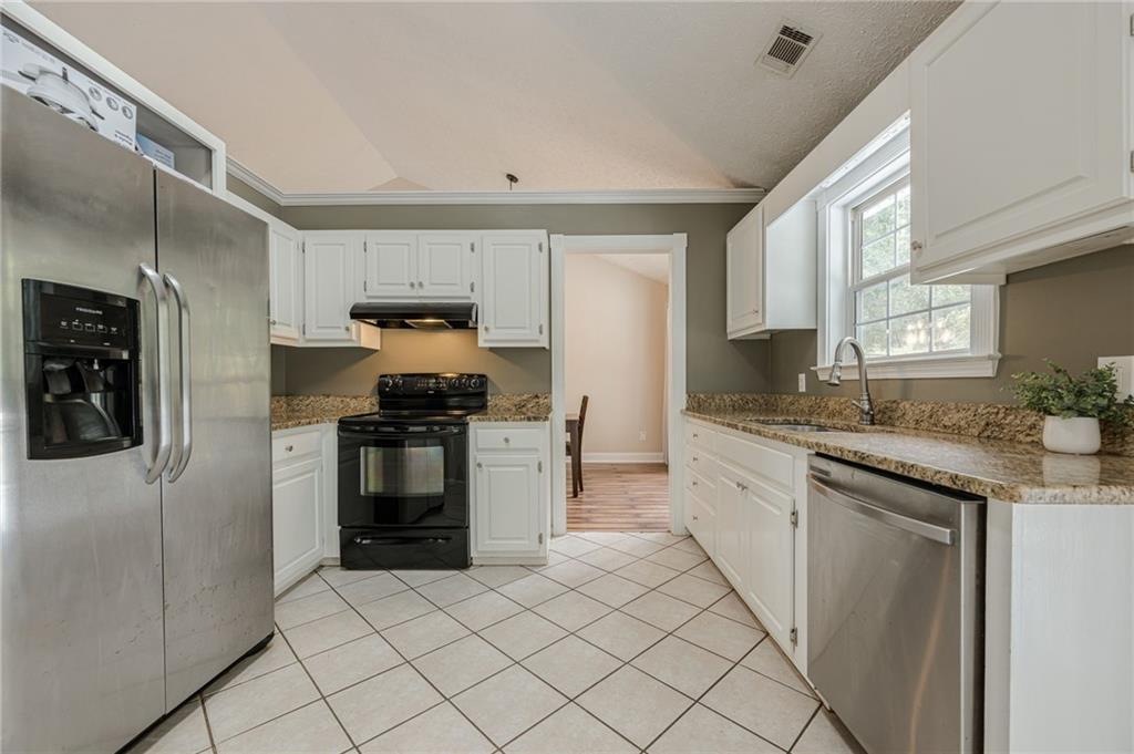 391 Pinewood Place