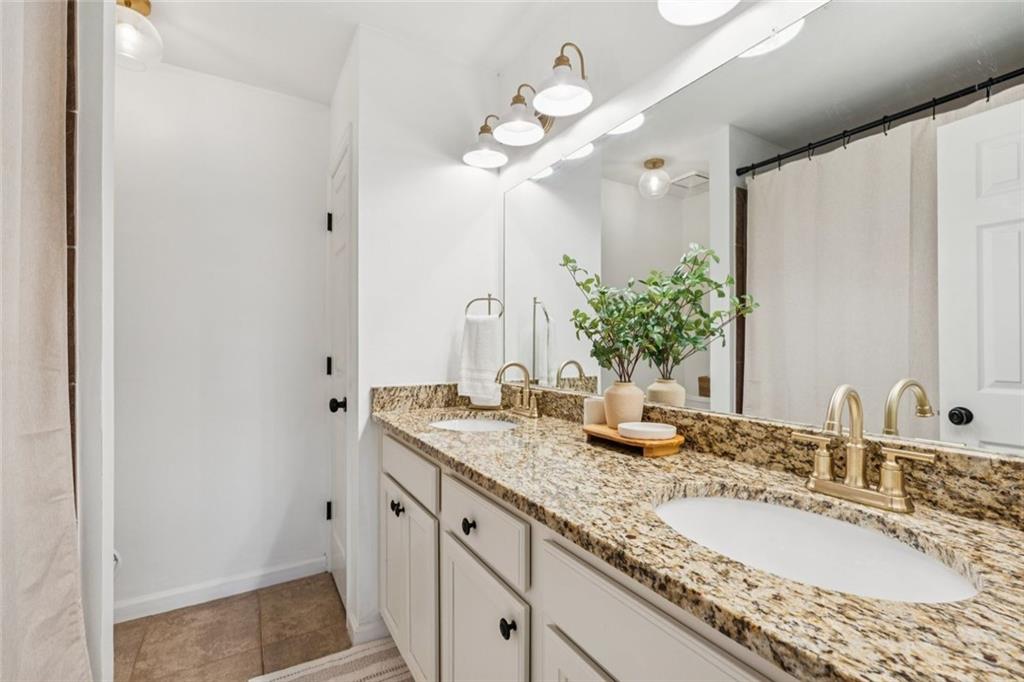 115 Great Oaks Lane Unit U-L