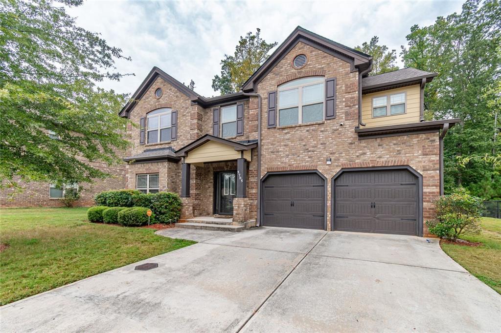 5785 Sawgrass Circle