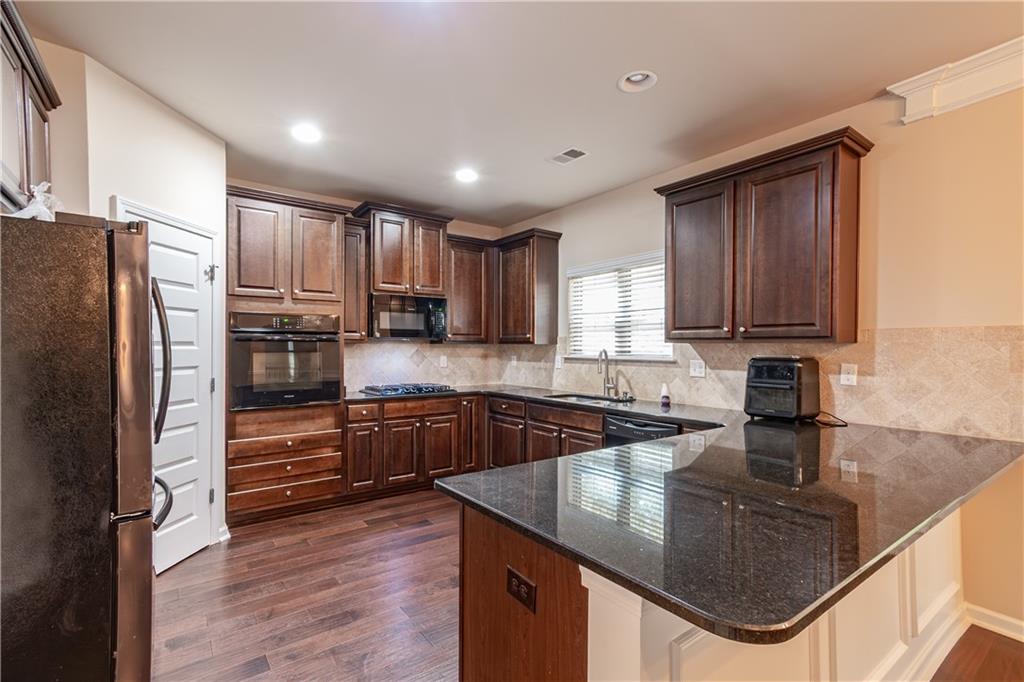 5785 Sawgrass Circle