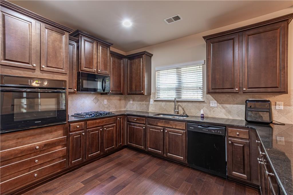 5785 Sawgrass Circle