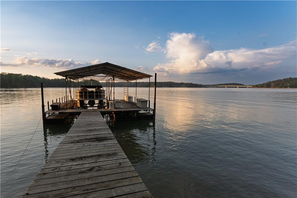 3465 Point View Circle