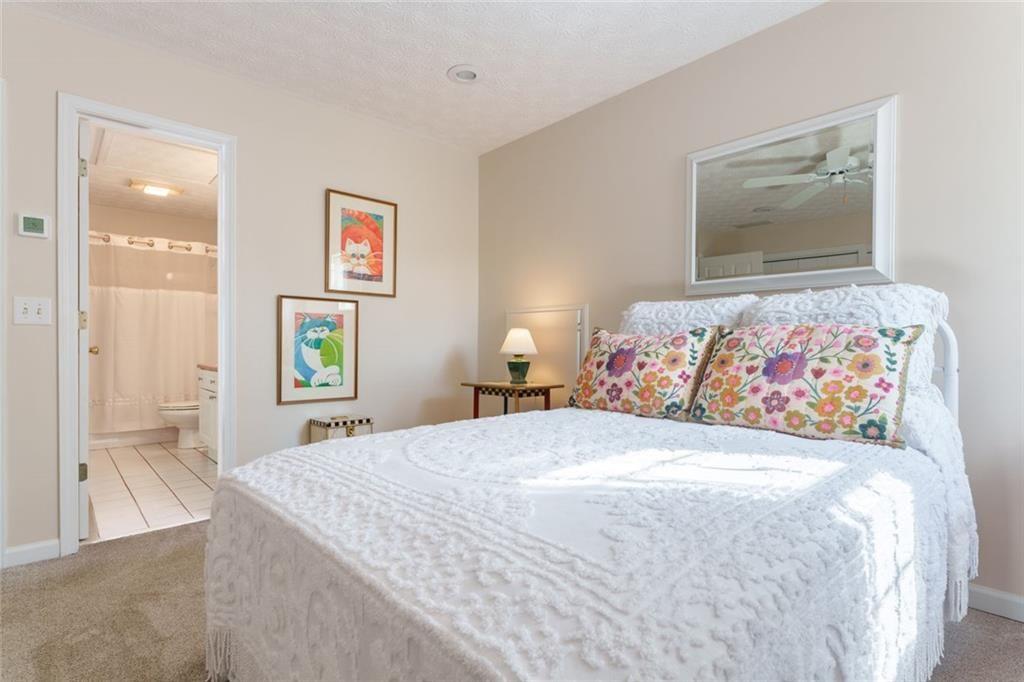 3465 Point View Circle