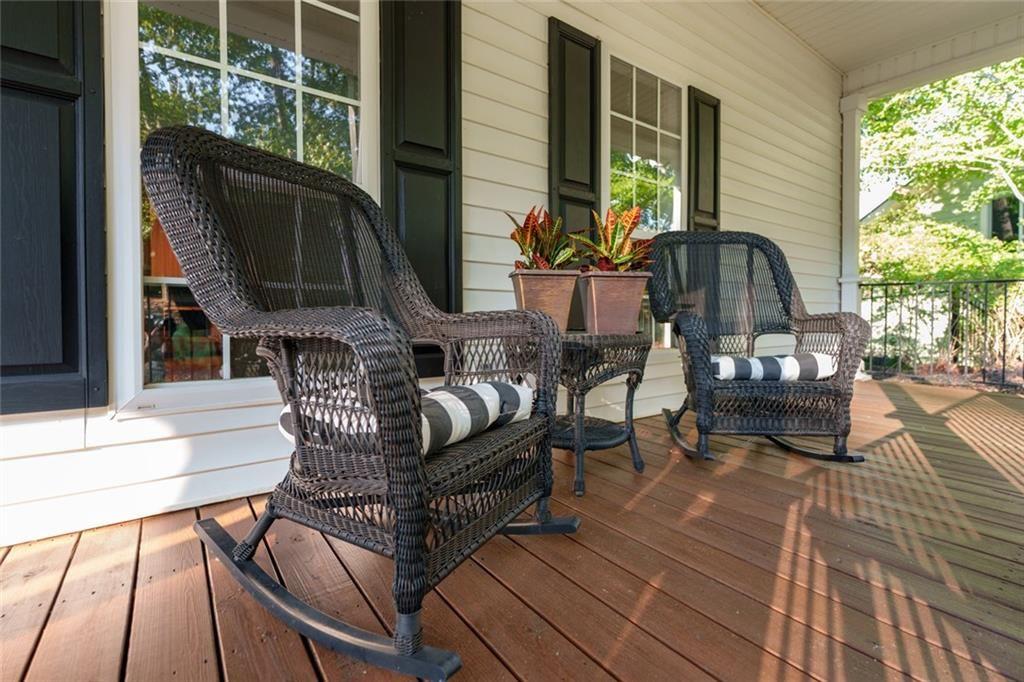 3465 Point View Circle