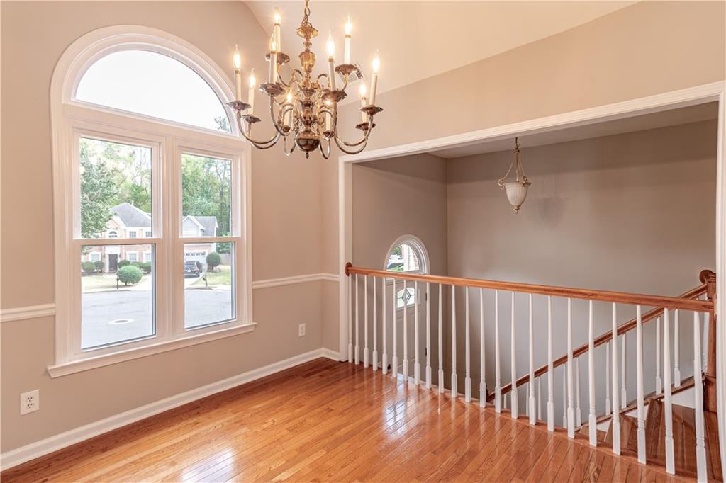 705 Oxford Crest Court NW