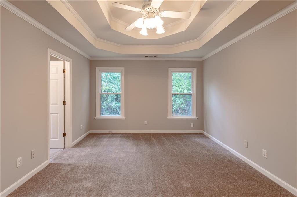 705 Oxford Crest Court NW