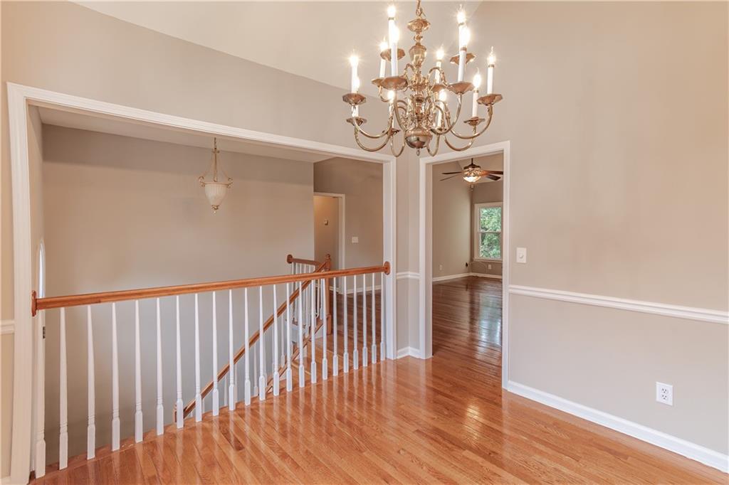 705 Oxford Crest Court NW