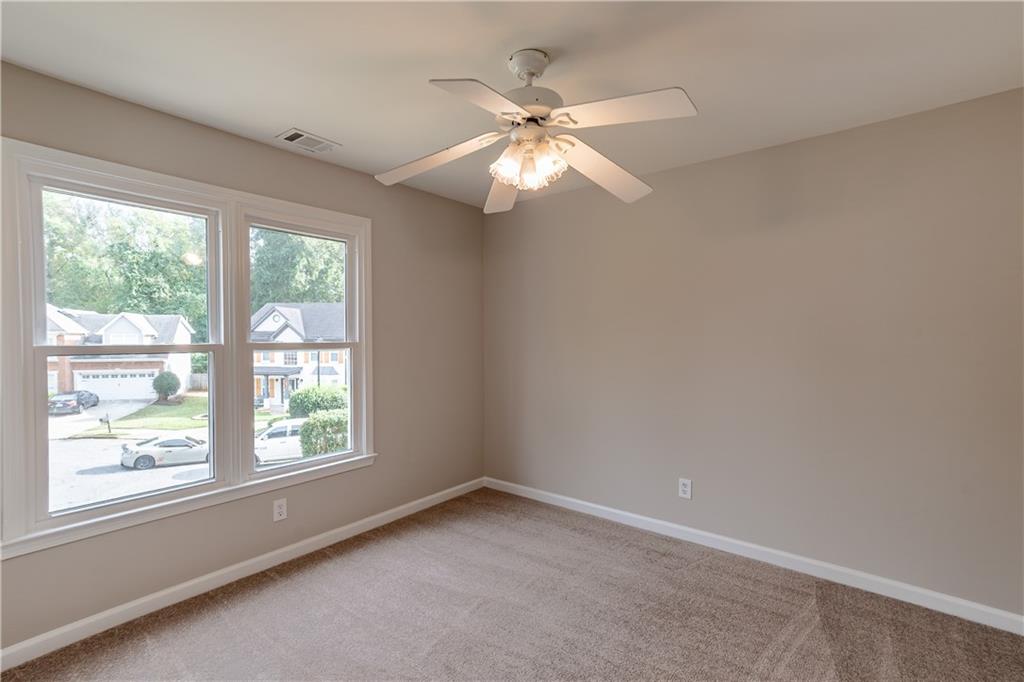 705 Oxford Crest Court NW