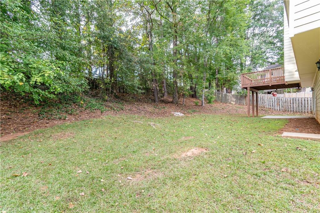 705 Oxford Crest Court NW