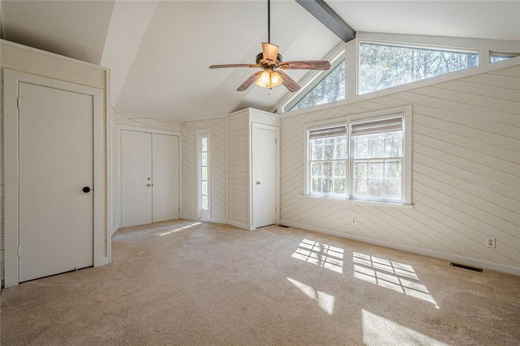 524 S Holly Springs Road