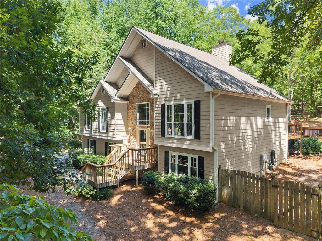 9545 Eagles Landing Drive