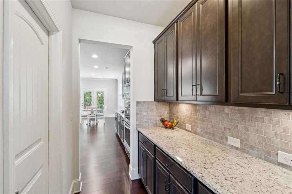 6025 Carruth Lake Drive