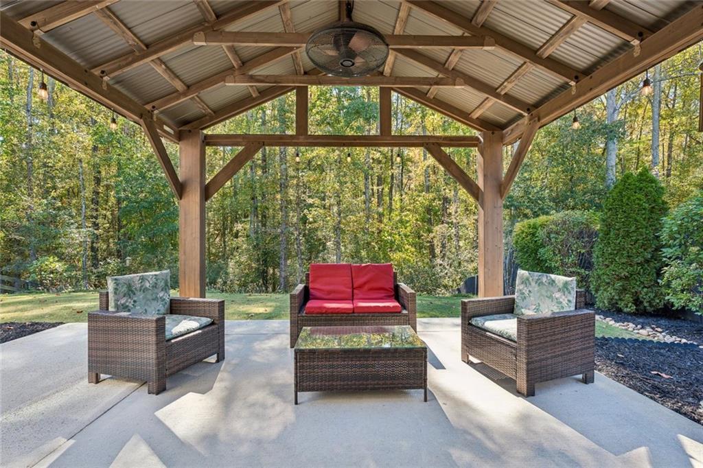 6025 Carruth Lake Drive