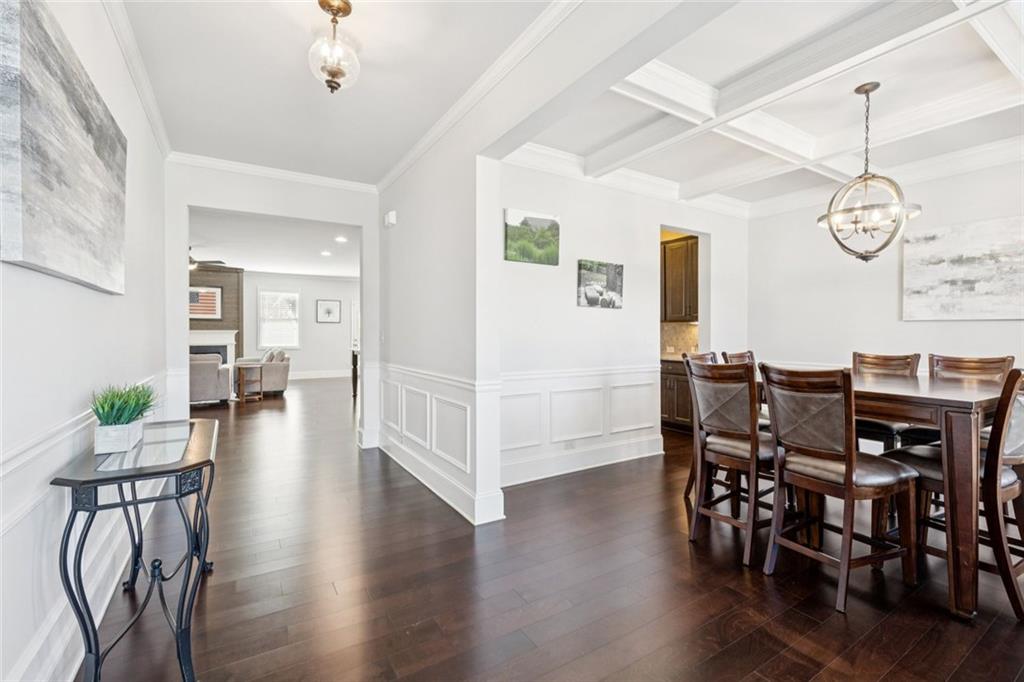 6025 Carruth Lake Drive