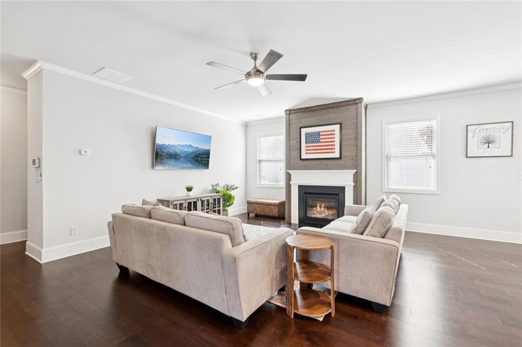 6025 Carruth Lake Drive