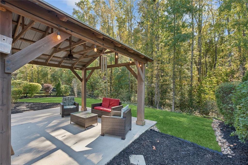 6025 Carruth Lake Drive