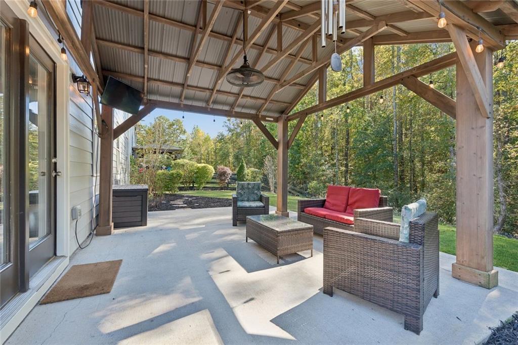 6025 Carruth Lake Drive