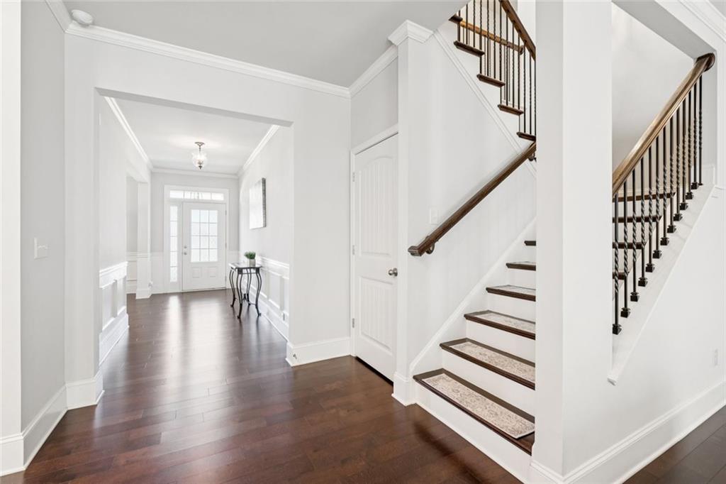 6025 Carruth Lake Drive