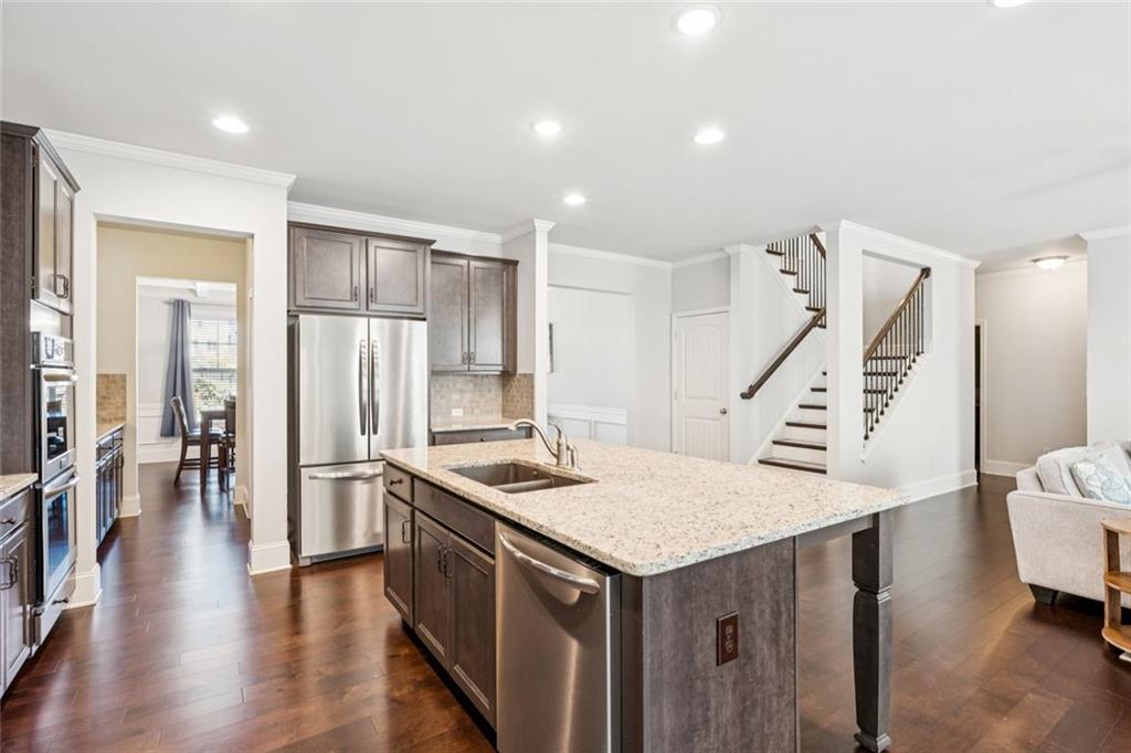 6025 Carruth Lake Drive