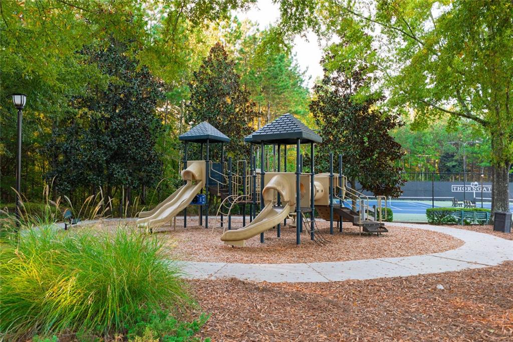 1280 Hidden Creek Point