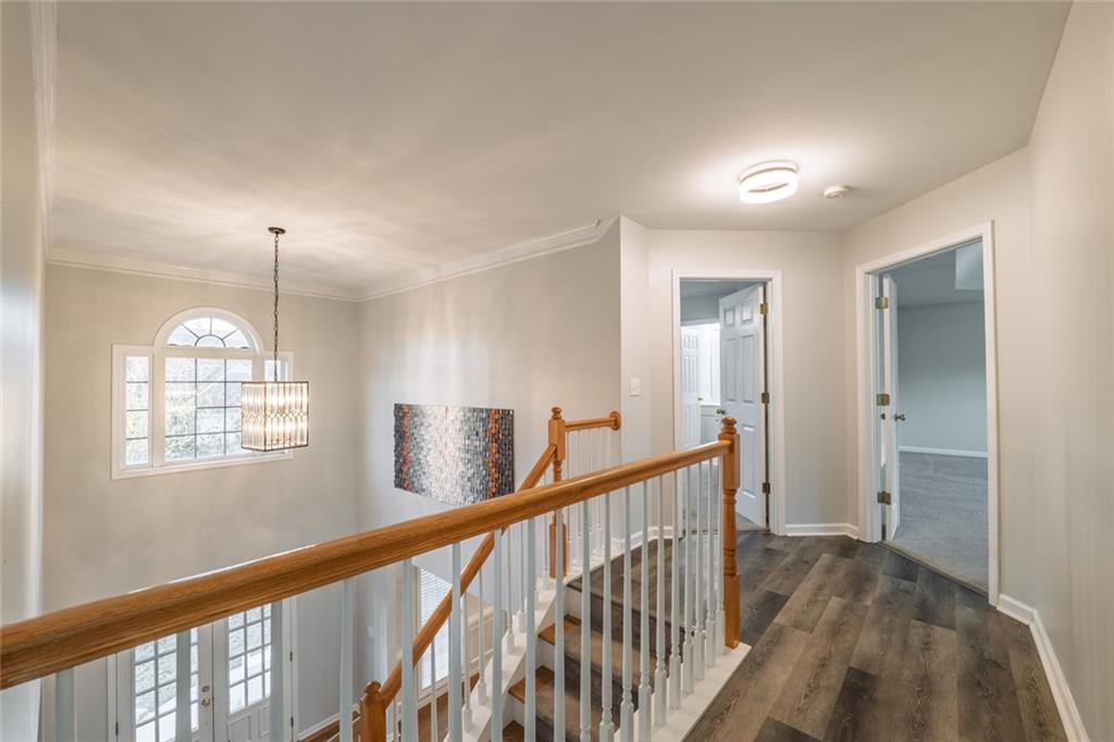 1280 Hidden Creek Point