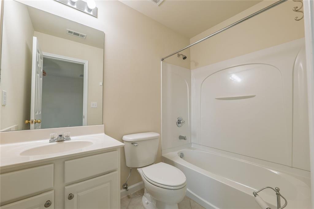 1280 Hidden Creek Point