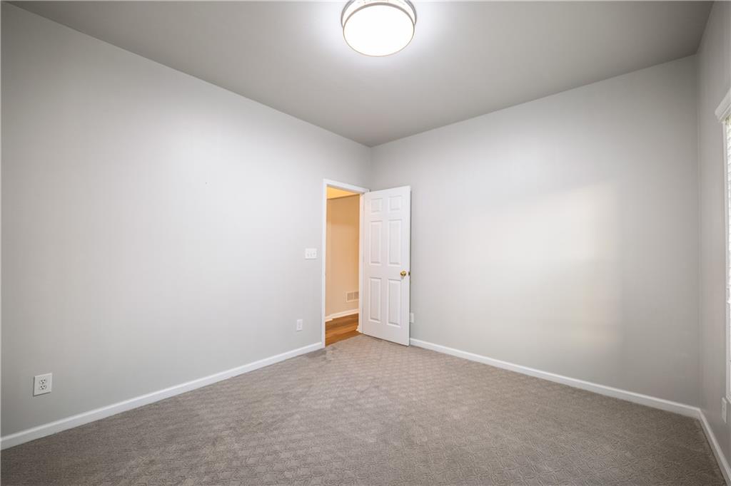 1280 Hidden Creek Point