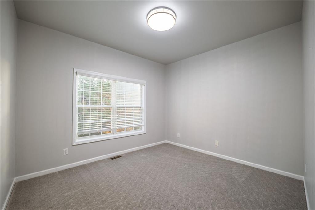 1280 Hidden Creek Point