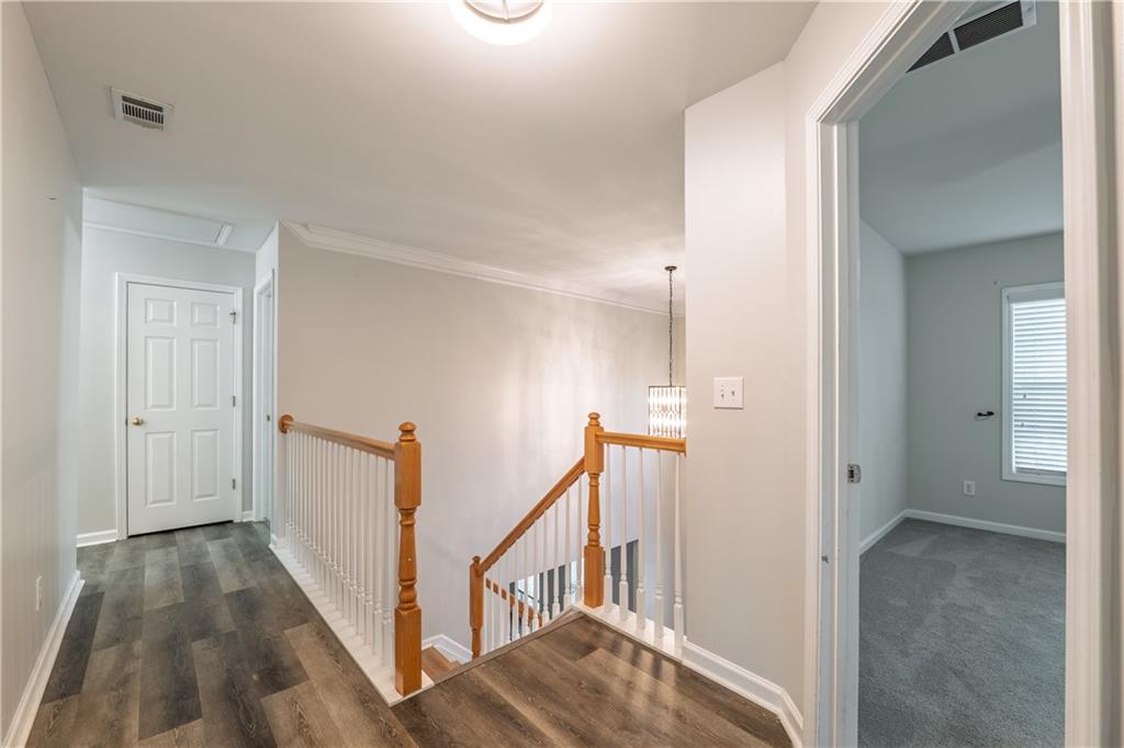 1280 Hidden Creek Point