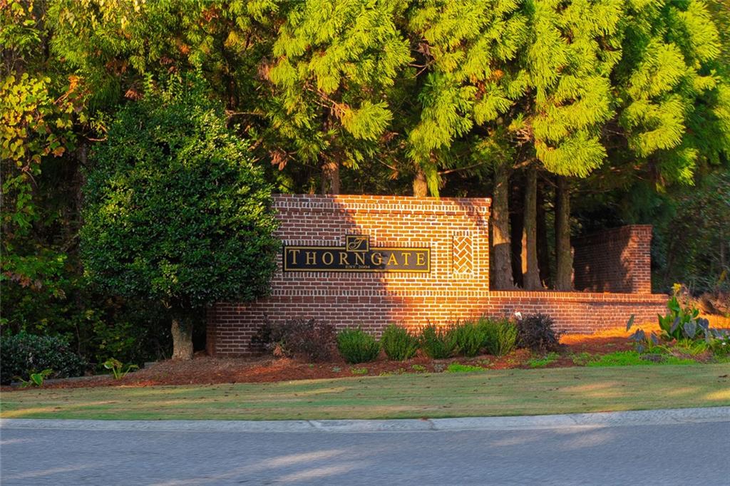 1280 Hidden Creek Point