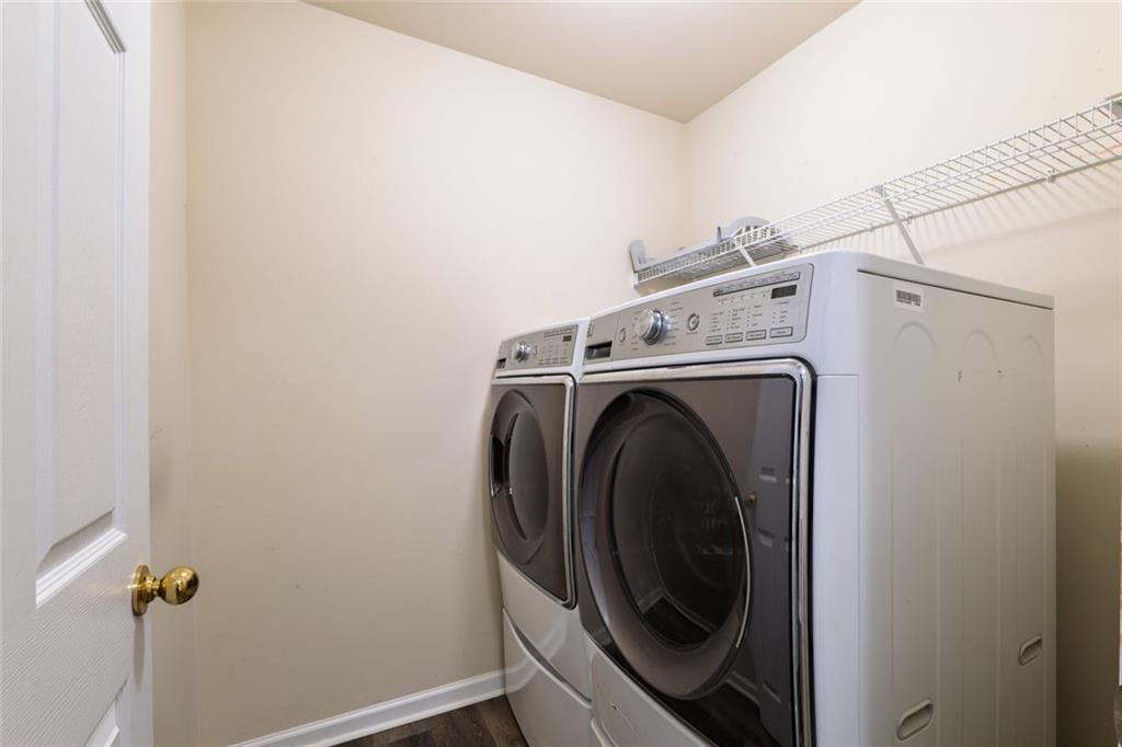 1280 Hidden Creek Point