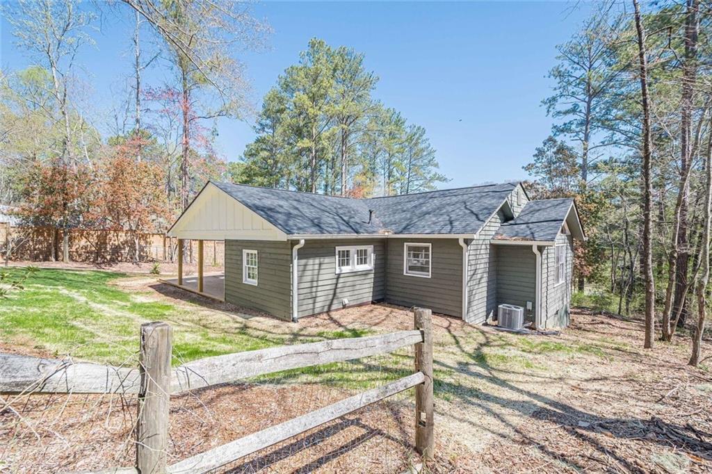 524 S Holly Springs Road