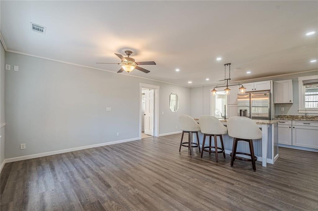 524 S Holly Springs Road